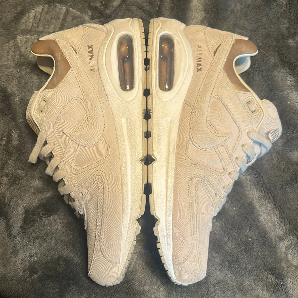Nike Air Max Women's Command PRM Gamma Grey Size 8